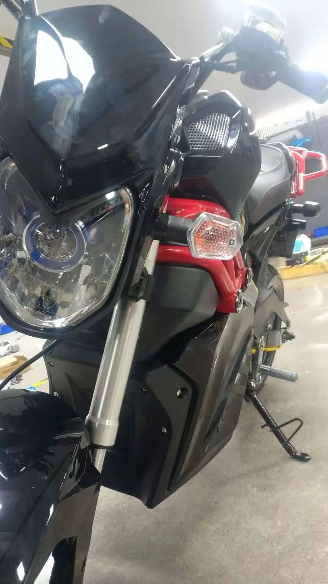 2000W Powerful Fast Racing Automotor Electric Motorcycle Cool E Bike for Adults