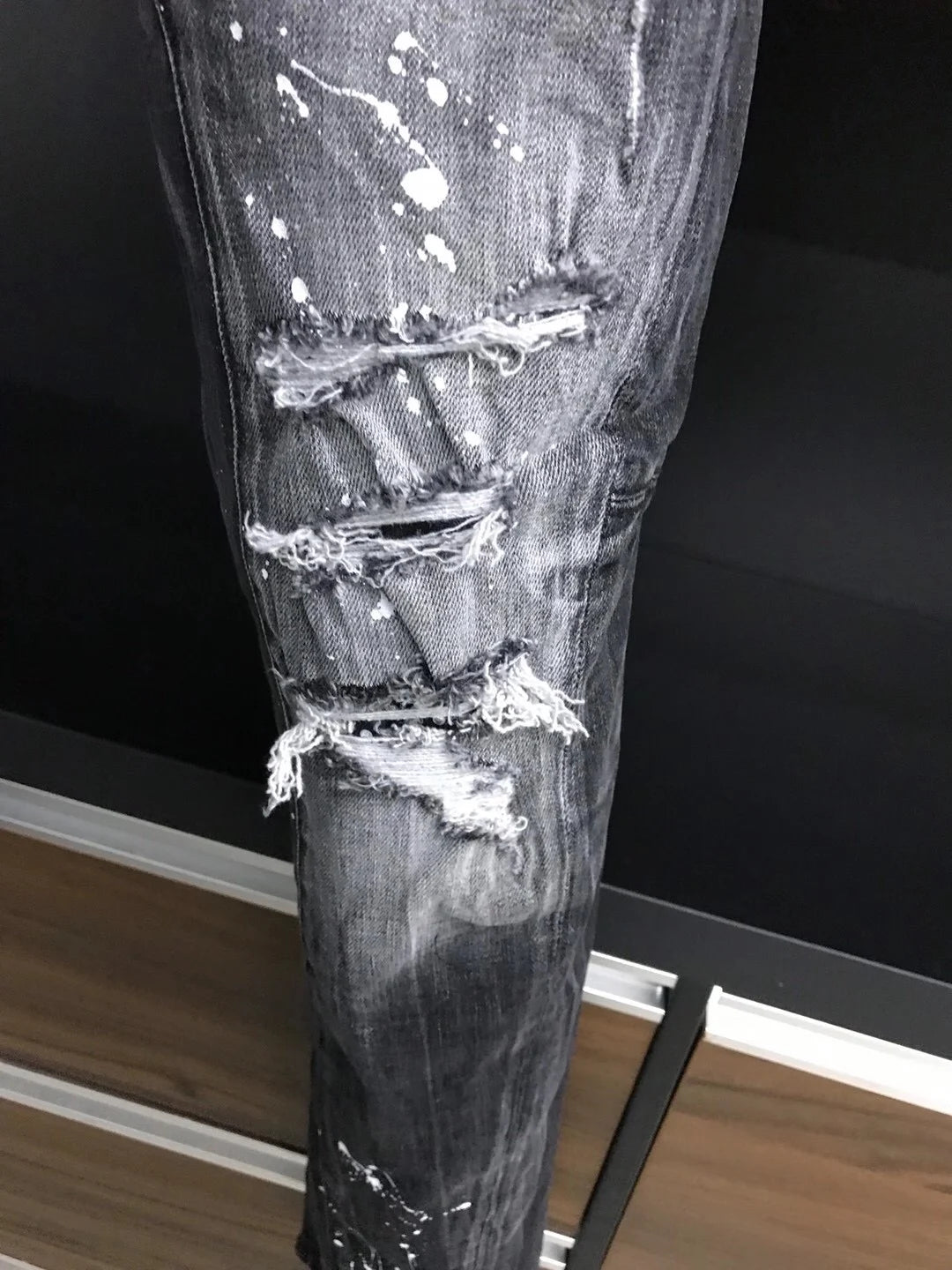2023 New Jeans for Men's D2 Jeans Black Grey Wash Large Face Cut out Patches Micro Elastic Slim Fit Small Feet Hot Diamond