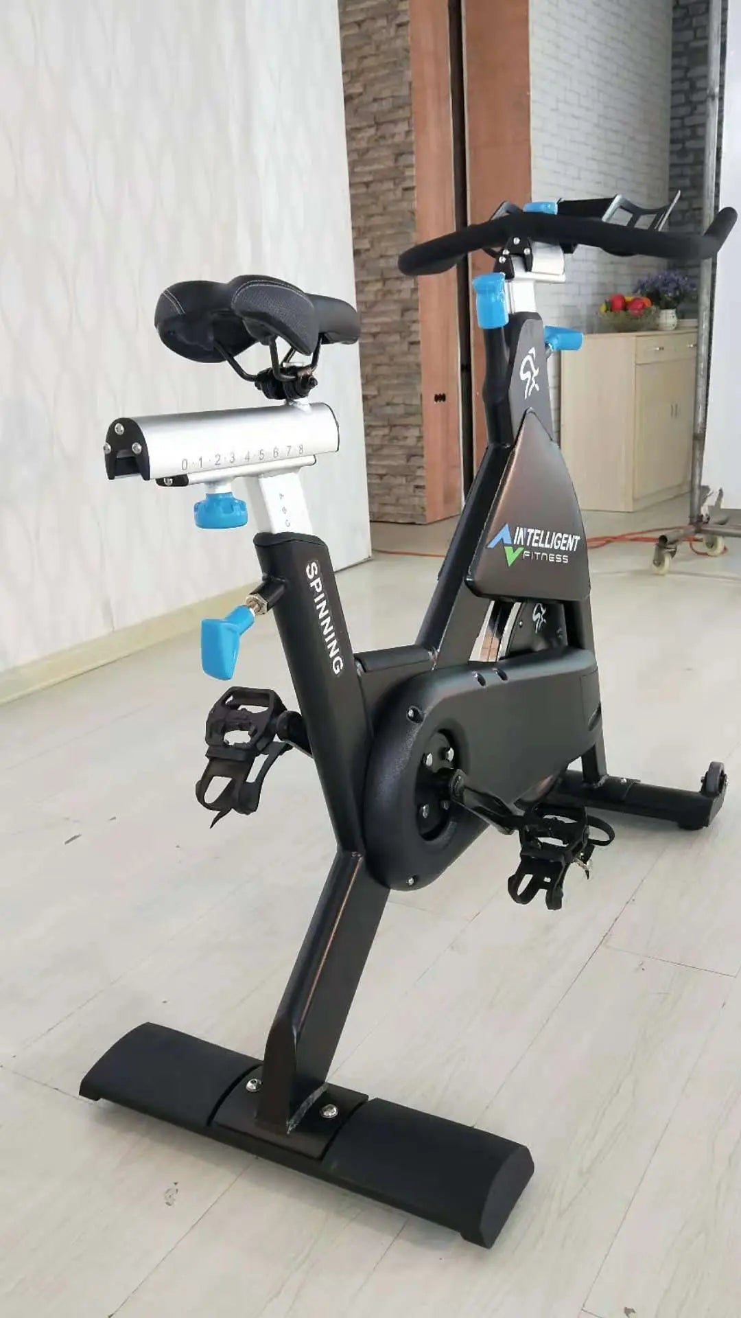 hot sale High quality Commercial use best sell spinning bikes indoor exercise spin bike