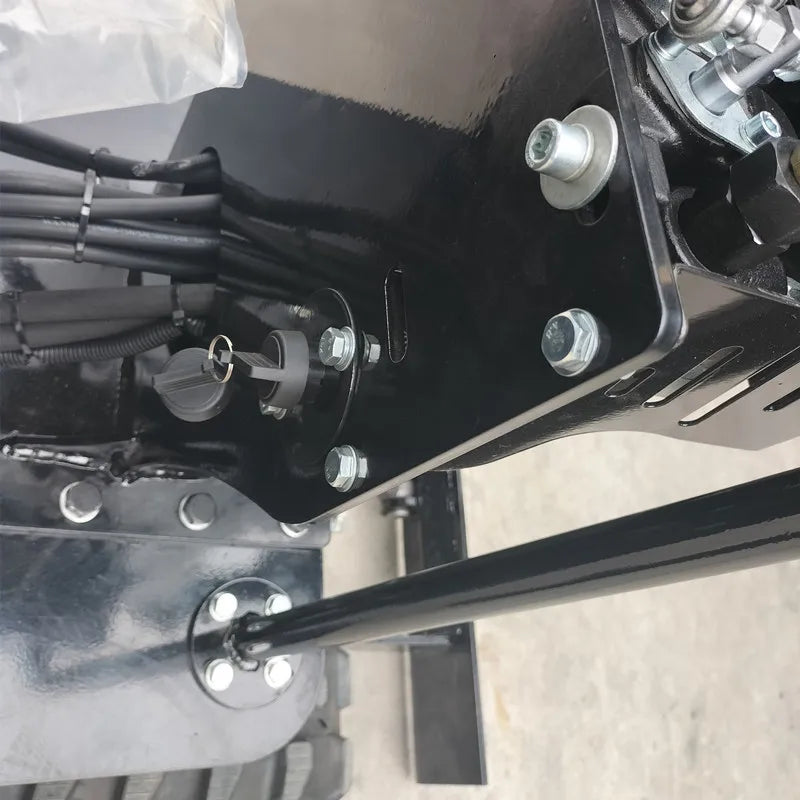 Fast delivery 800kg earth moving machinery garden mini crawler excavator factory shipment