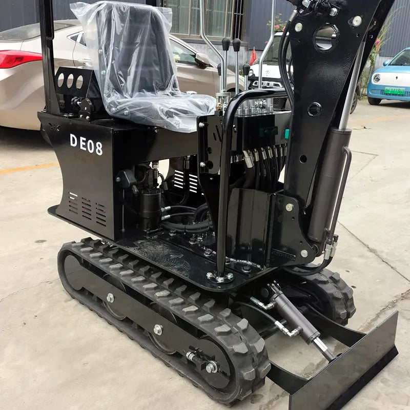 Fast delivery 800kg earth moving machinery garden mini crawler excavator factory shipment
