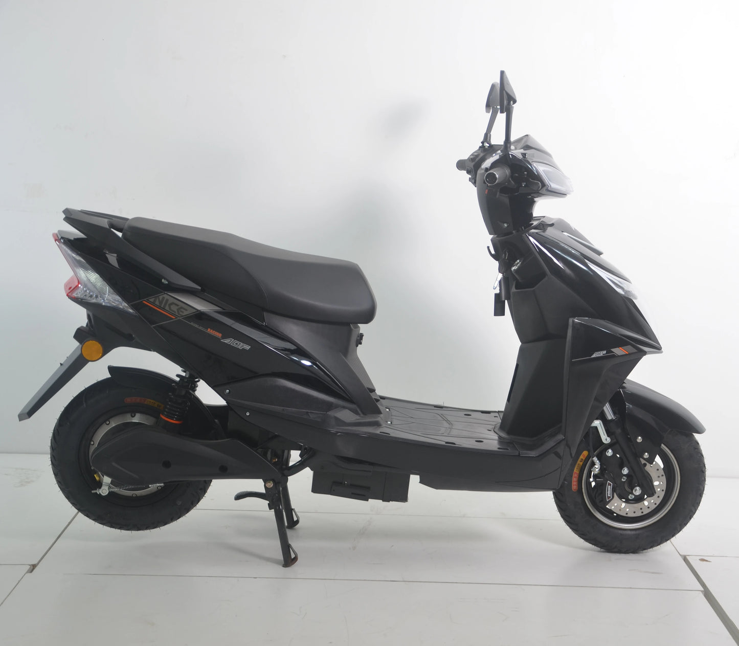 Factory Directly Sale 1000W Electric Scooter