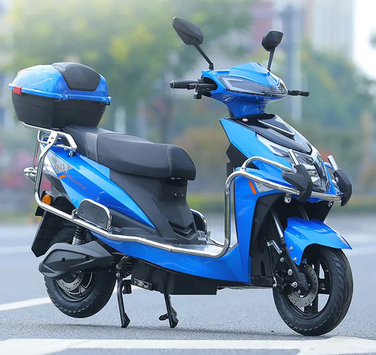 2023 Hot Sale Vintage Electric Motorcycle 1000W 60V Fast  Moped Scooter With Pedal