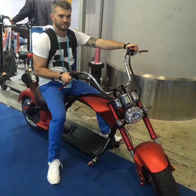 Fashion Bobber Electric City Coco Scooter Electric Motorcycle 60V12AH 1500W Electric Convenient Adult Travel Chopper